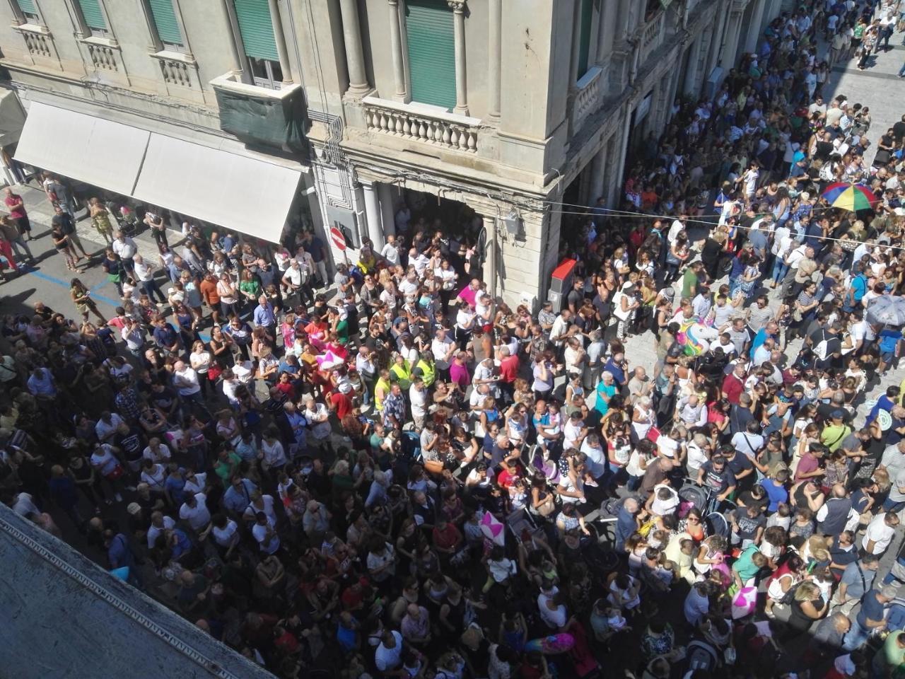 B&B La Terrazza Sul Duomo Reggio di Calabria Exteriör bild
