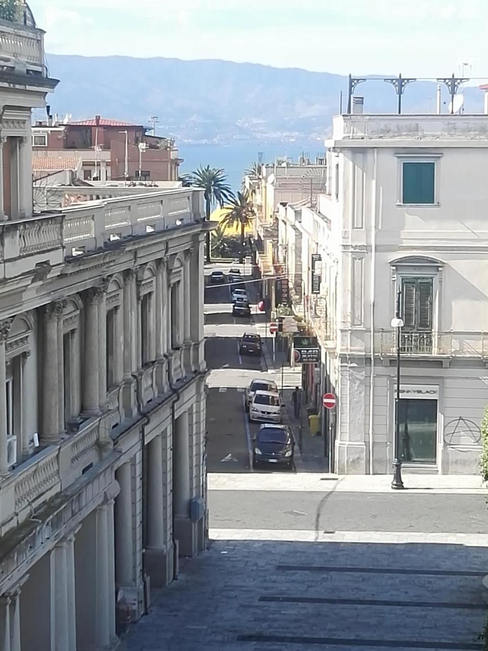 B&B La Terrazza Sul Duomo Reggio di Calabria Exteriör bild